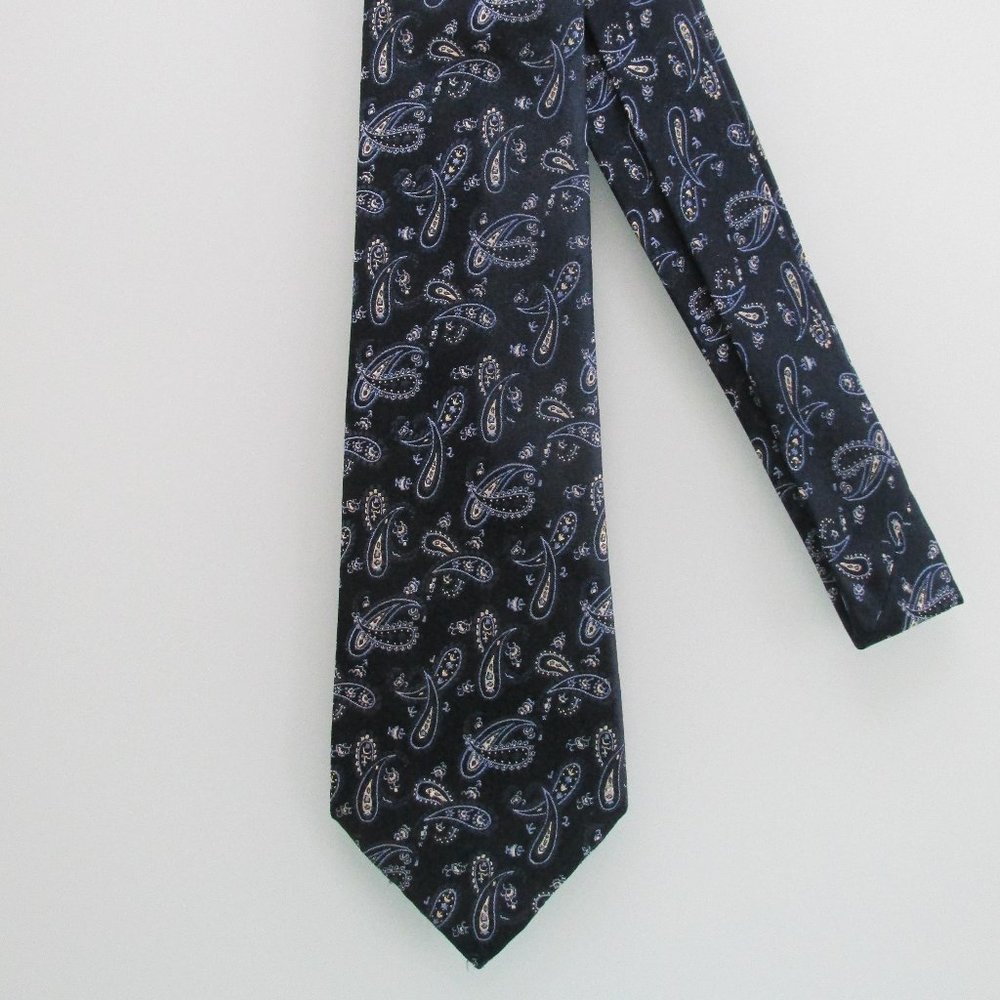 Burma Bibas Men's Multifold Silk Tie